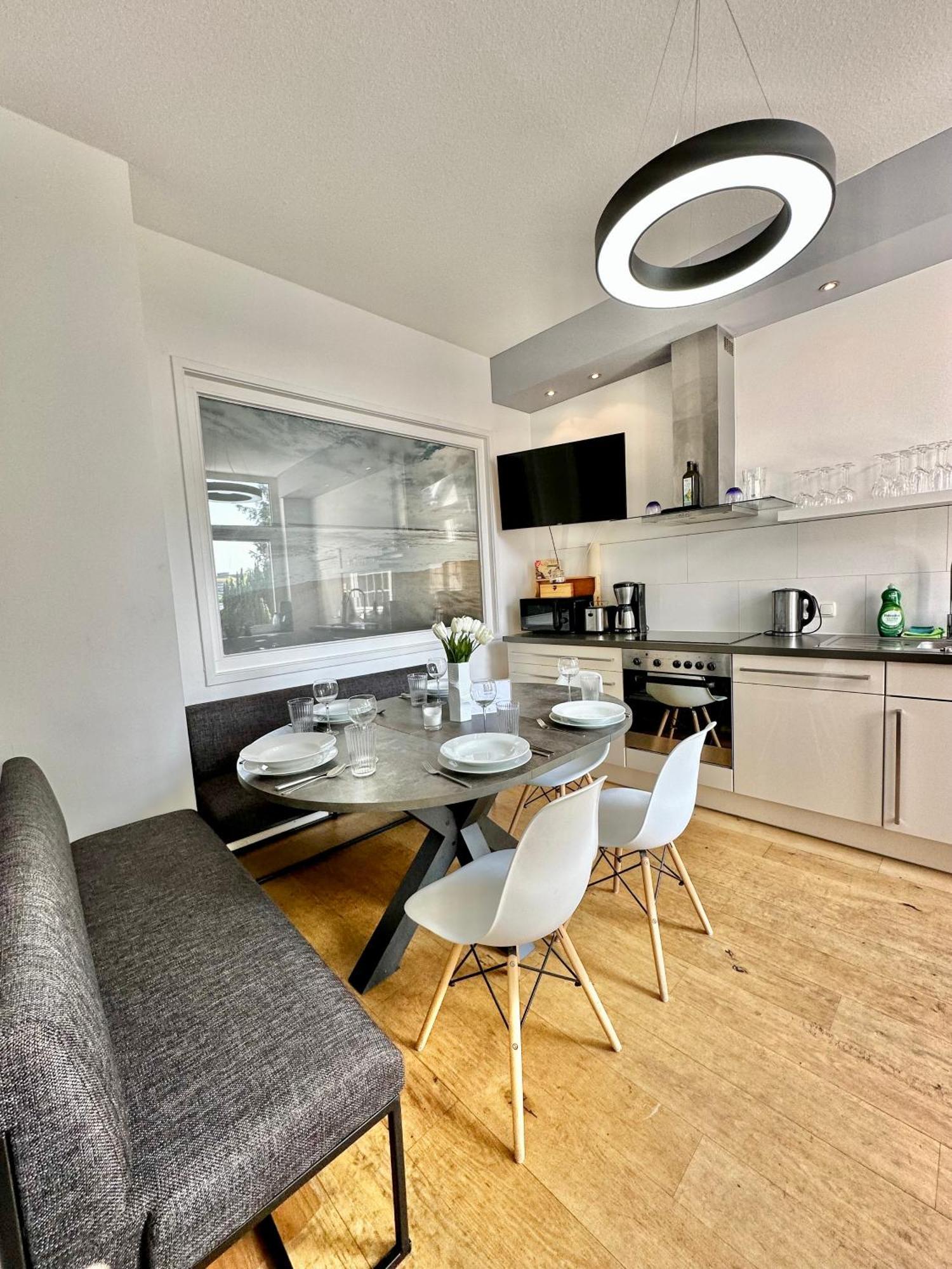Geraeumiges City-Apartment Mit 2 Badezimmer Und Parkplaetzen D46-Og Oldenburg Exterior photo
