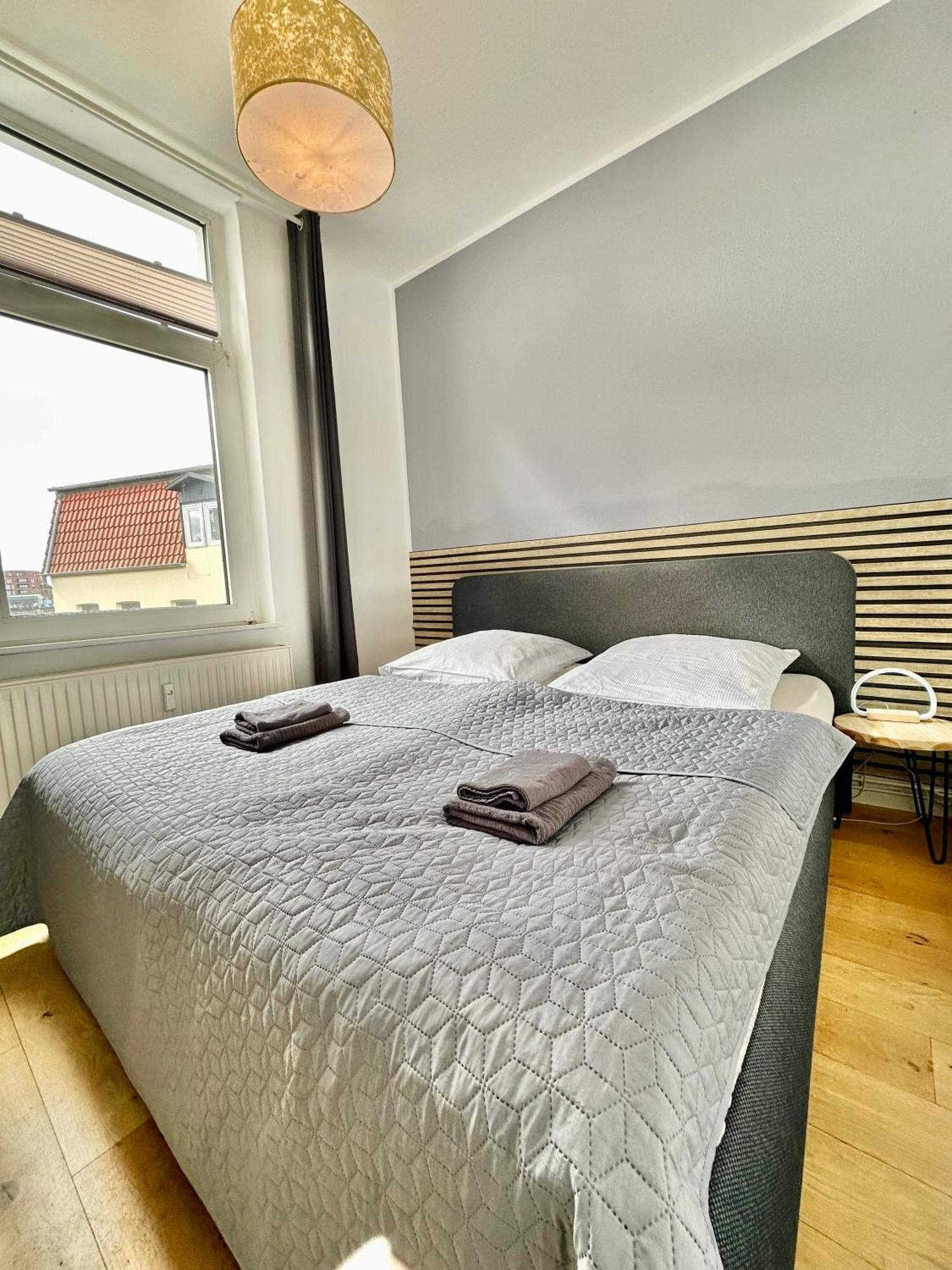 Geraeumiges City-Apartment Mit 2 Badezimmer Und Parkplaetzen D46-Og Oldenburg Exterior photo