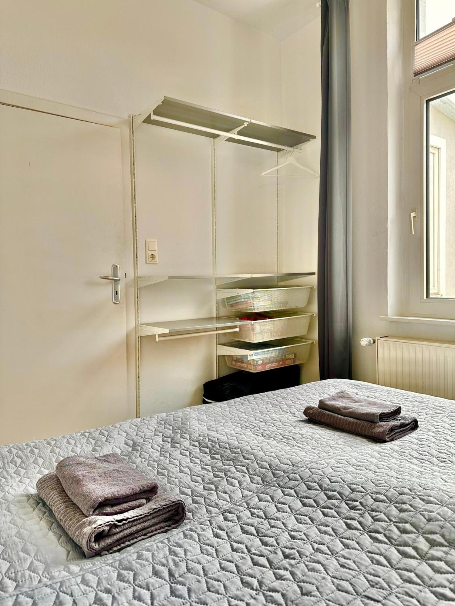 Geraeumiges City-Apartment Mit 2 Badezimmer Und Parkplaetzen D46-Og Oldenburg Exterior photo